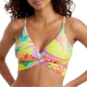 BECCA Women's Costa Bella Raegan Floral Twist Front Wrap Bikini Top